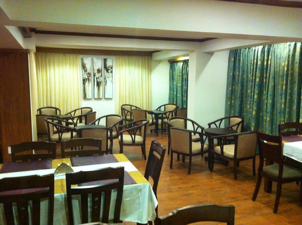 Hotel Mohit ダージリン エクステリア 写真